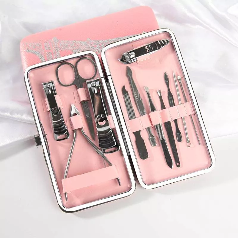 প্রাকৃতিক নখে কেন একটি ক্রিস্টাল নেইল ফাইল জেন্টলার