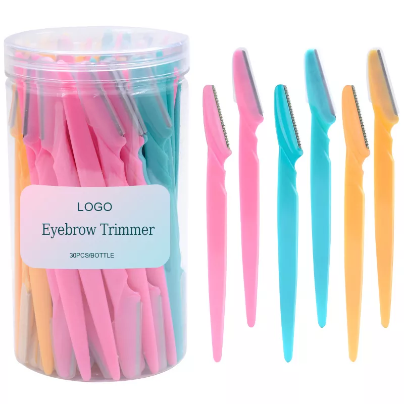 কিভাবে একটি ভ্রু ট্রিমার যথার্থ গ্রুমিং উন্নত করে