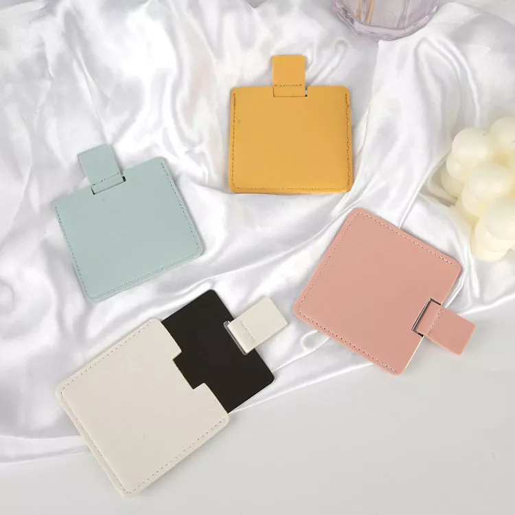 ক্রেডিট কার্ড সাইজ পকেট মিরর